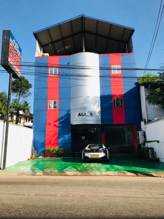 Alina Budget Hotel Kaduwela Exterior photo